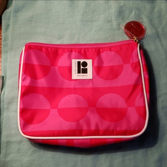 Estee Lauder makeup bag - Picture 1 of 4